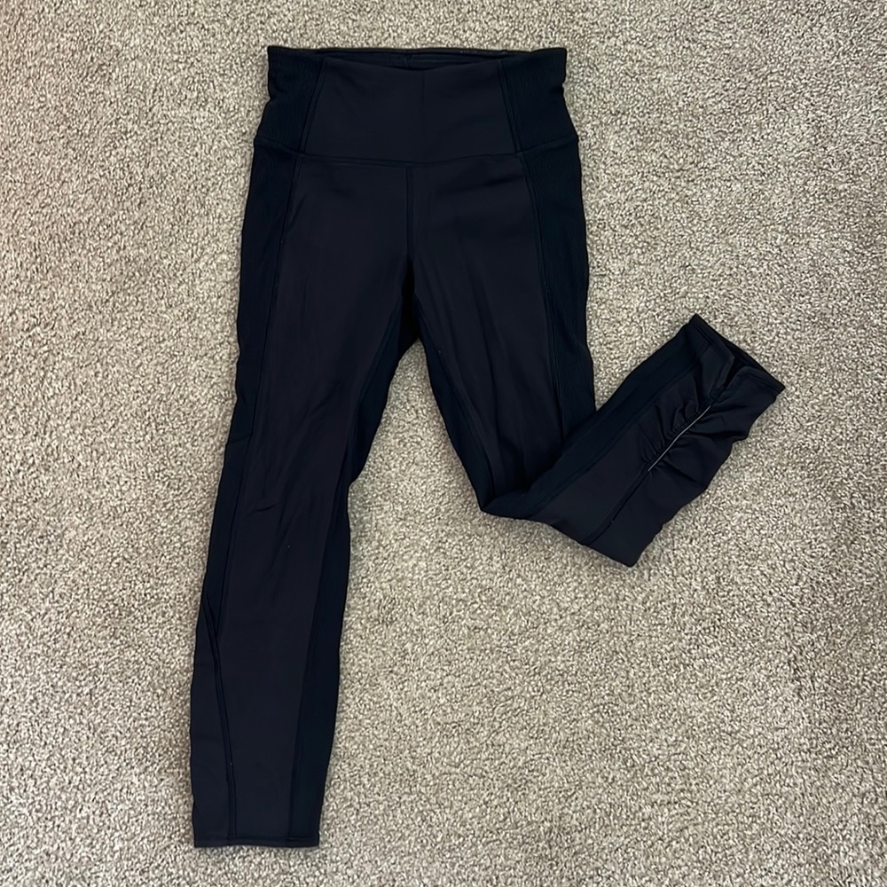 Lululemon black side ribbed leggings